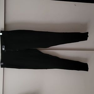 Size medium leggings from The base